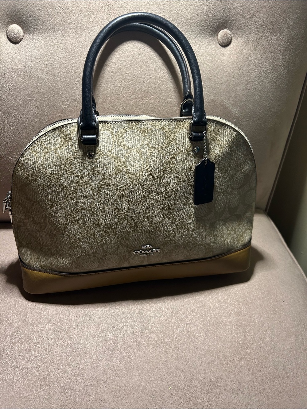 Coach Signature Sierra Satchel